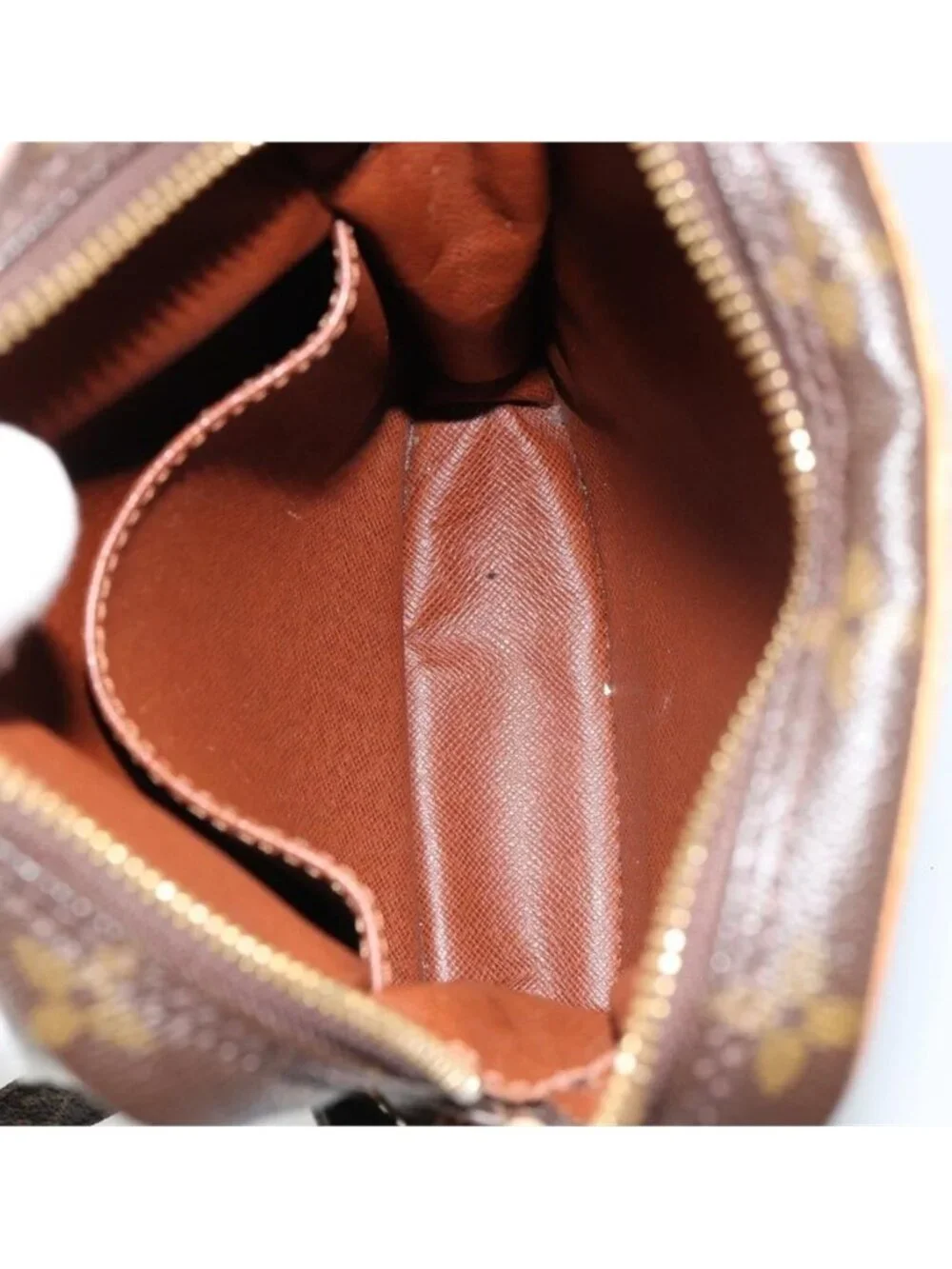 Louis Vuitton pre owned